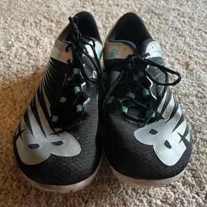 New Balance Men's Middle Distance 500 V6 Running Shoe